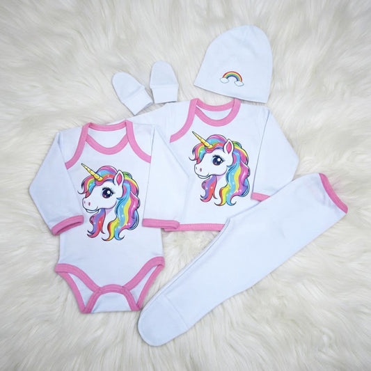 Ajuar para bebé con diseño de unicornio